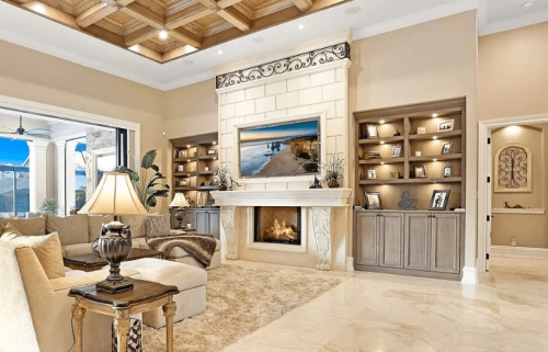 Living Entertainment Exclusive-5